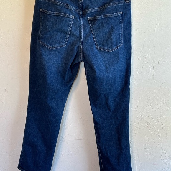 Universal Thread High Rise Slim Straight Dark Wash Denim Cropped Jeans Sz 10/30R - Picture 5 of 9